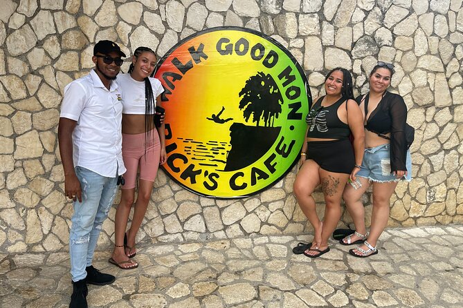 Private MBJ Airport Transfers to Hotels in Jamaica (Round Trip) - Meeting at Sangster Intl Airport: Fast, Clear, No Guesswork