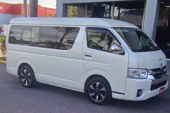 Private Montego Bay Airport Transfer to Montego Bay Hotels - Why a Private MBJ Transfer Beats the Taxi Lottery