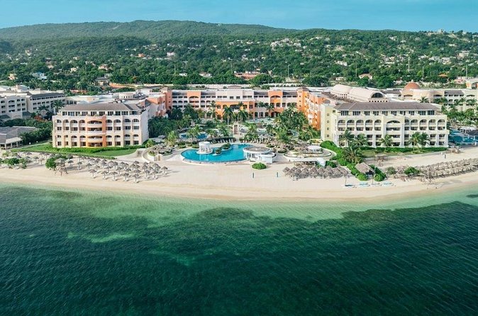 Private Montego Bay Airport Transfer to Montego Bay Hotels - Things to Watch: Hotel Location and Possible Extra Costs