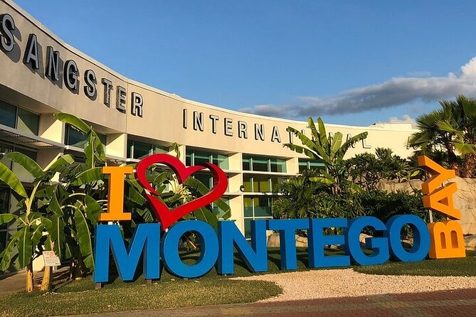 Private Montego Bay Airport Transfer to Montego Bay Hotels - What the ride is like: A/C comfort, refreshments, and quick stops