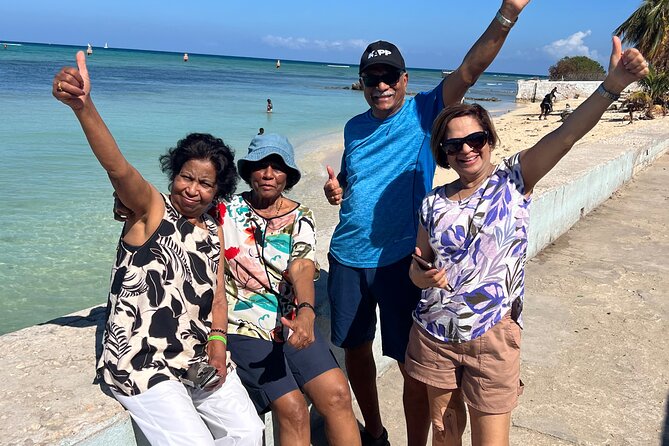Private Montego Bay Customized Tour with Pickup and Guide - Hip Strip shopping stop: gifts, local shops, and quick browsing time