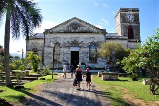 Private Montego Bay Highlight Tour with Local Guide - Stop 1: The Hip Strip for Easy Orientation and First-Stop Souvenirs