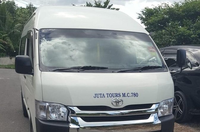 Private One-Way and Roundtrip Airport Transfer to Montego Bay Hotels - The Ride to Your Hotel: Comfort and Professionalism