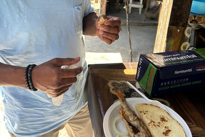 Private Seafood Tour and Floyds Pelican Bar or Black River Safari - Floyd’s Pelican Bar: A Swim-Optional Sandbar Bar by Boat