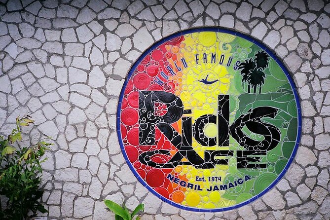 Private Tour of Negril Beach and Sunset at Ricks Cafe - Rick’s Cafe Sunset: The Main Event at the Top of the Cliff