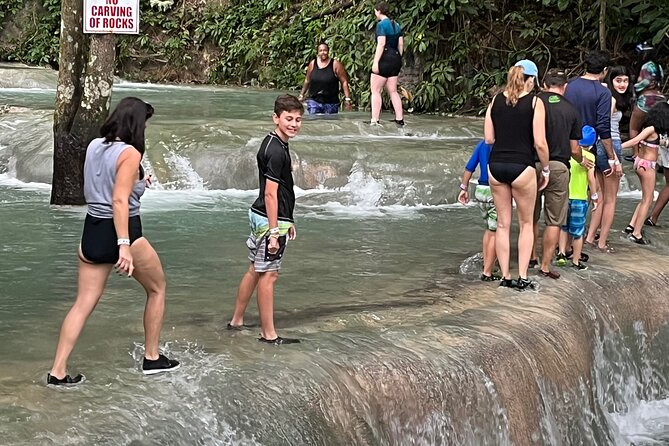 Private Tour To Blue Hole and Dunn’s River from Montego Bay - Key things that make this tour work