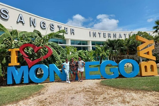 Private Transfer From Montego Bay Airport to Falmouth Trelawny - The 40-Minute Ride to Falmouth: Comfort, Safety, and Local Talk