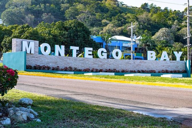 Private Transfer From or To Airport to Montego Bay Hotels - Vehicle Choices: Sedan, SUV, Van (And Why It Matters)