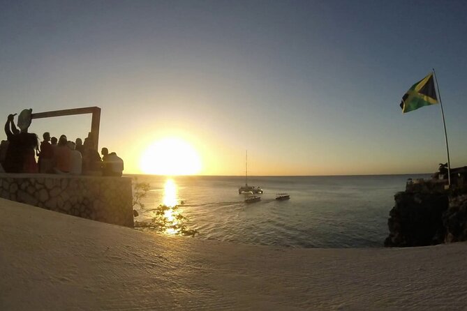 Private Trip to Blue Hole Mineral Springs, Negril & Ricks Café - Downtown Negril and Margaritaville: Beach Time With Room to Wander