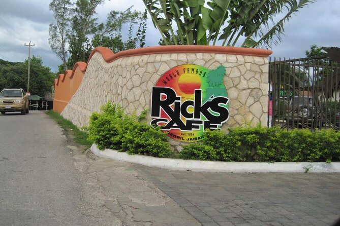 Ricks Cafe and Negril Seven Miles Beach Irie Tour - Key points before you go