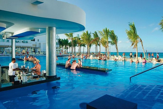 Riu Montego Bay Resort Airport Transfer - Key points