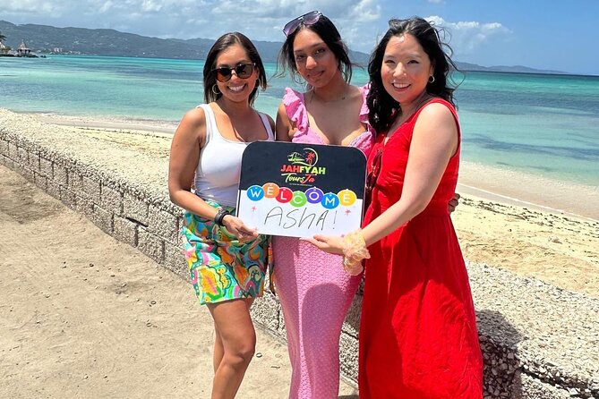 RIU Palace reggae and RIU Montego Bay private airport transfers - Private transfer for your group: what you gain versus a shared shuttle