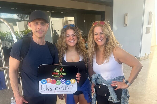 RIU Palace reggae and RIU Montego Bay private airport transfers - Who should book this RIU Reggae and Montego Bay transfer