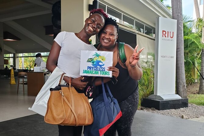 RIU Reggae Palace and RIU Montego Bay Private Airport Transfer - Choosing Between RIU Reggae Palace, RIU Montego Bay, and RIU Palace