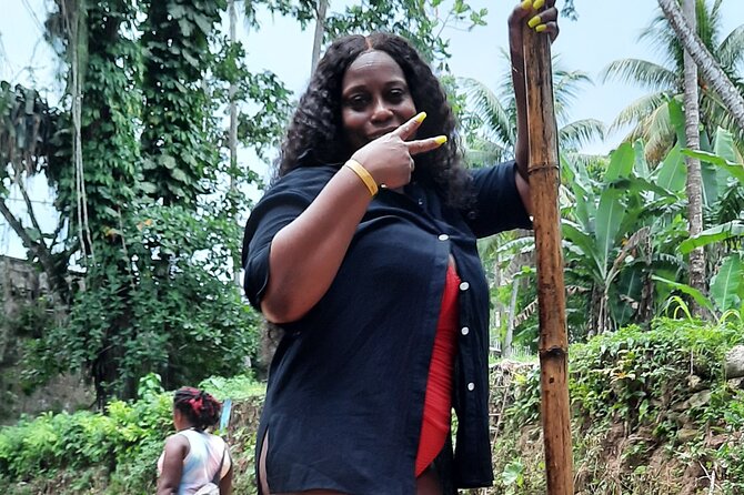 River Rafting Limestone Massage and Shopping Tour in Montego bay - Food Reality Check: Fruit and Juici’s Patties, But No Lunch