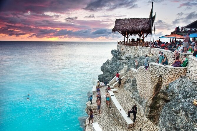 River Rafting with {Limestone Massage} & Ricks Cafe from Montego Bay - Safety and comfort: what to expect on the water and on the road
