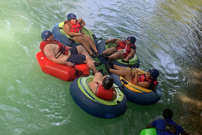River rapids tubing rafting kayaking and beach Adventure - Smart tips for making your rapids day better