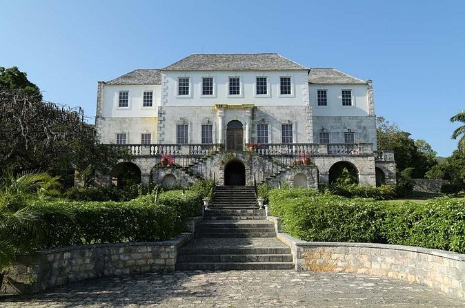 Rose Hall Great House Private Day Tour - Getting there in Montego Bay: pickup, pace, and comfort