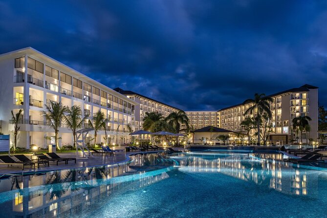 Royalton Blue Waters and Hideaway at Blue Waters Airport Transfer - Why A Private Montego Bay Airport Transfer Makes Your Trip Easier
