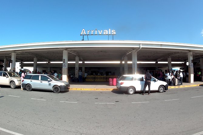 Sangster International Airport Transfer to Hotels (MBJ) Montegobay Jamaica - Should You Book This Sangster to Montego Bay Transfer?