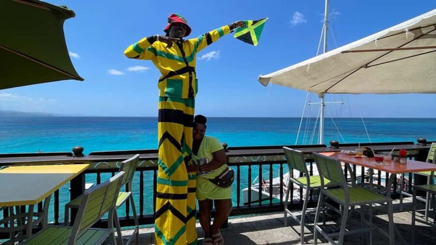 Shopping & Sightseeing Local Guided Tour In Montego Bay - Key things that make this tour worth your time