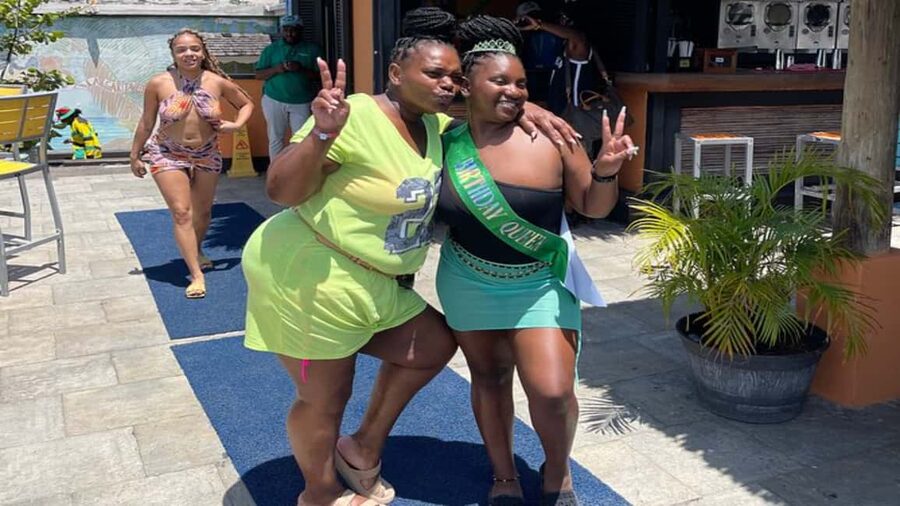 Shopping & Sightseeing Local Guided Tour In Montego Bay - Hip Strip Shopping Time: Margaritaville Zone Deals and Quick Gift Wins
