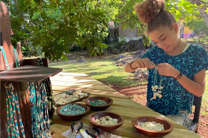 Souvenirs workshop A Mi Mek It! in Montego Bay Jamaica (FR & EN) - Key highlights to look forward to