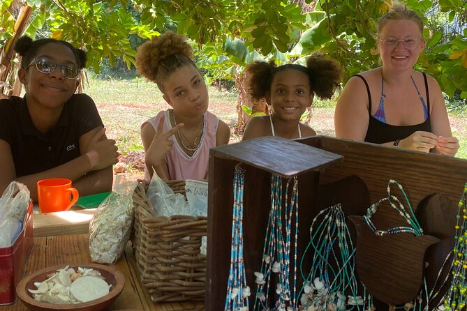 Souvenirs workshop A Mi Mek It! in Montego Bay Jamaica (FR & EN) - Who this workshop suits best (and who might want to skip)