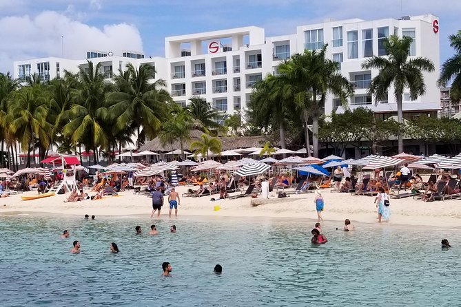 The AMAZING Montego Bay Tour - Doctor’s Cave Beach: the included admission stop you can actually enjoy