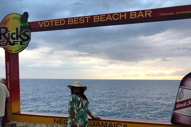 Tour to Negril 7 Miles Beach and Rick’s Cafe from Montego Bay - Seven Mile Beach: Calm, Clean, and Easy to Enjoy Without a Crowd Feeling