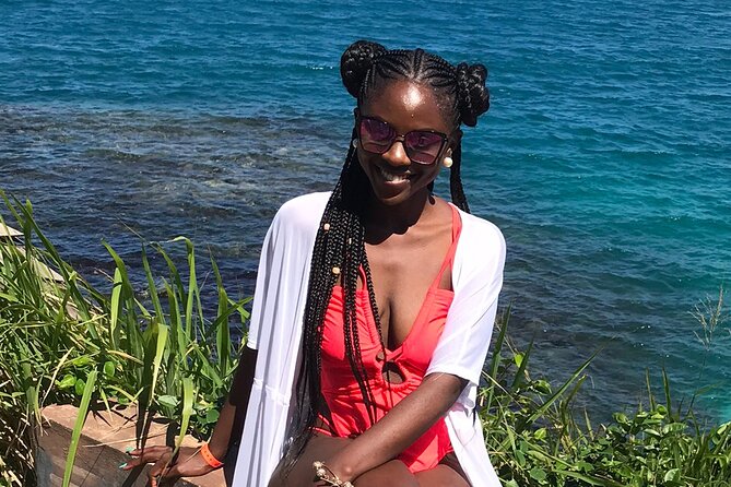 Transportation and Tour from Montego Bay to Blue Hole/Secret Falls - Christopher Columbus Park Stop: A Quick Jamaica Context Moment