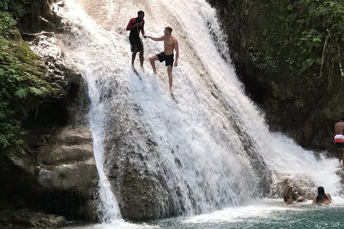 Transportation and Tour from Montego Bay to Blue Hole/Secret Falls - Blue Hole Lagoon Time: Cooling Off Done the Easy Way